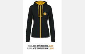 Veste à capuche noir et jaune 